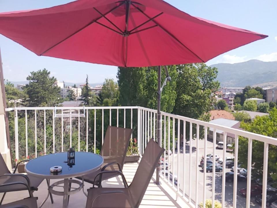 Bim Apartment Ohrid Bagian luar foto