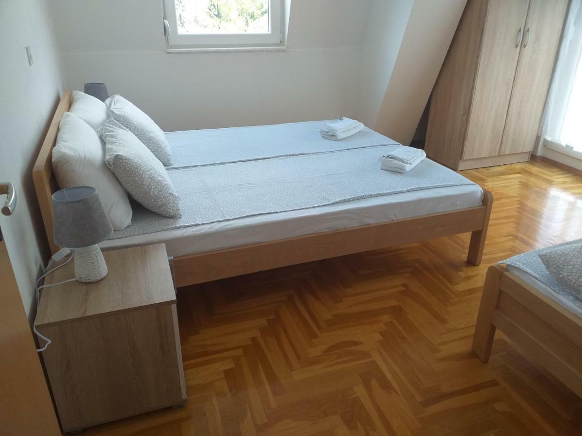Bim Apartment Ohrid Bagian luar foto